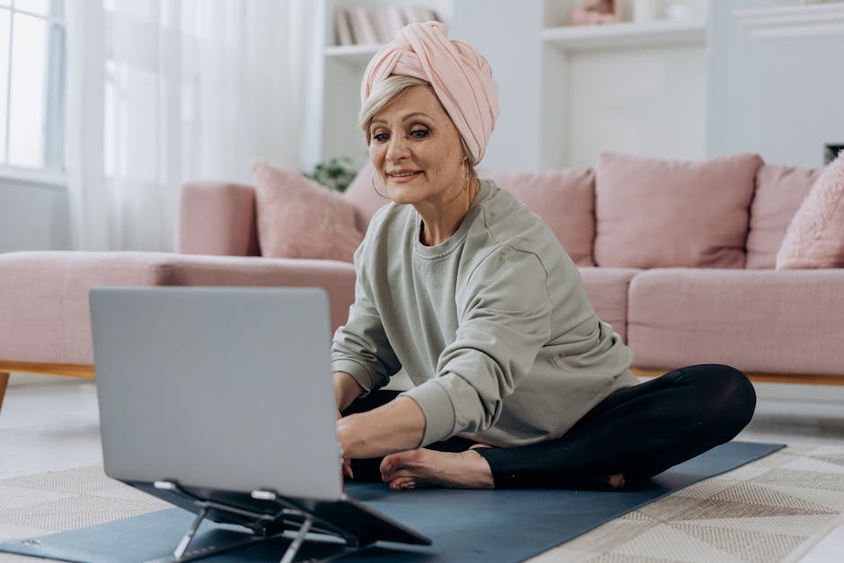 A comfortable and safe home setting for an online yoga class